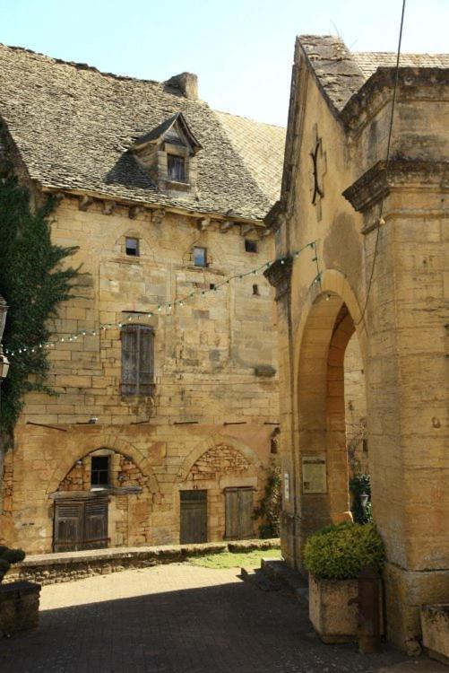 petite maison en pierre au coeur du Périgord noir Salignac Eyvigues Exterior foto